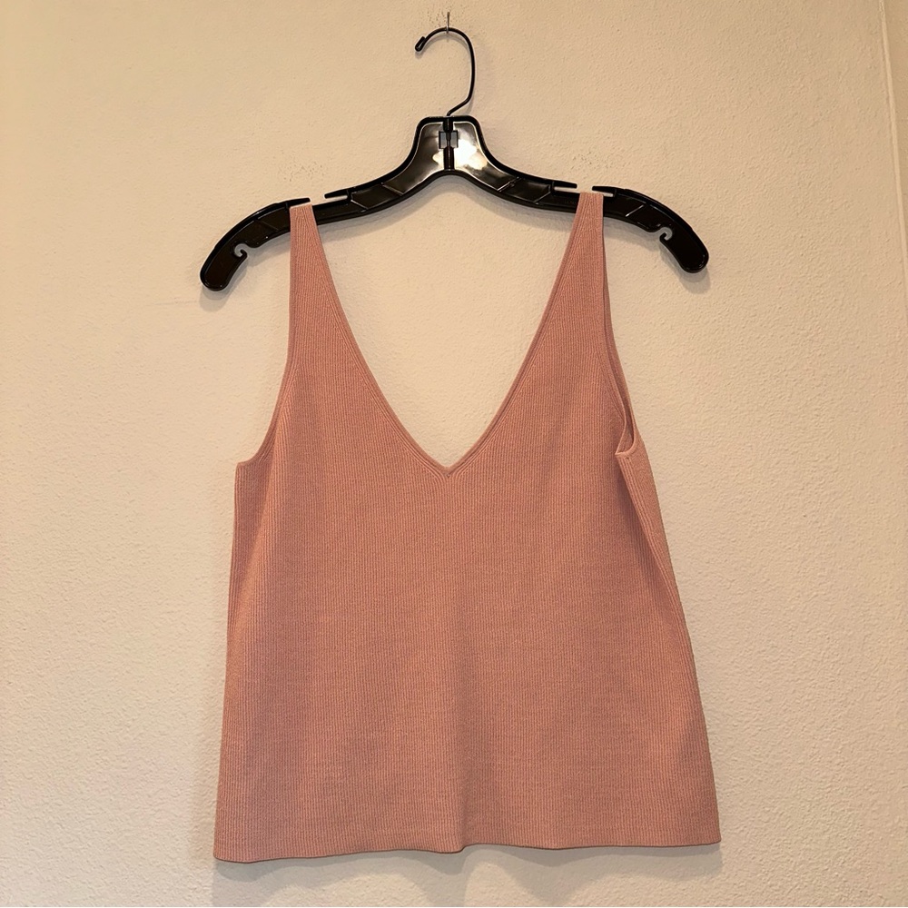 Theory knit pink nude tank